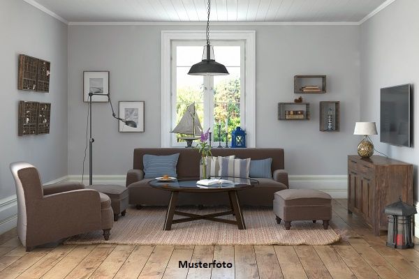 5-Zimmer-Wohung nebst Loggia